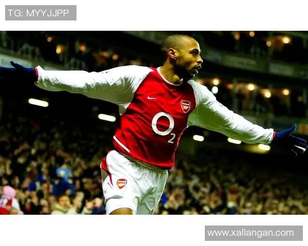 曾经辉煌如今陨落永久封禁的足球明星背后故事揭秘