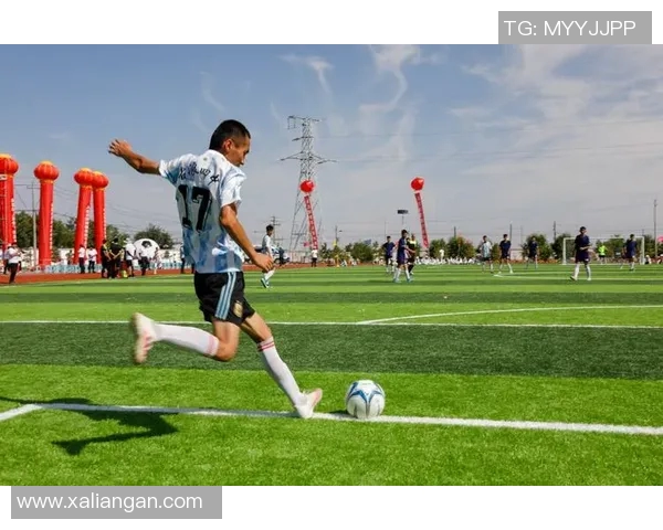 足球明星的光辉岁月与梦想追逐的完美结合